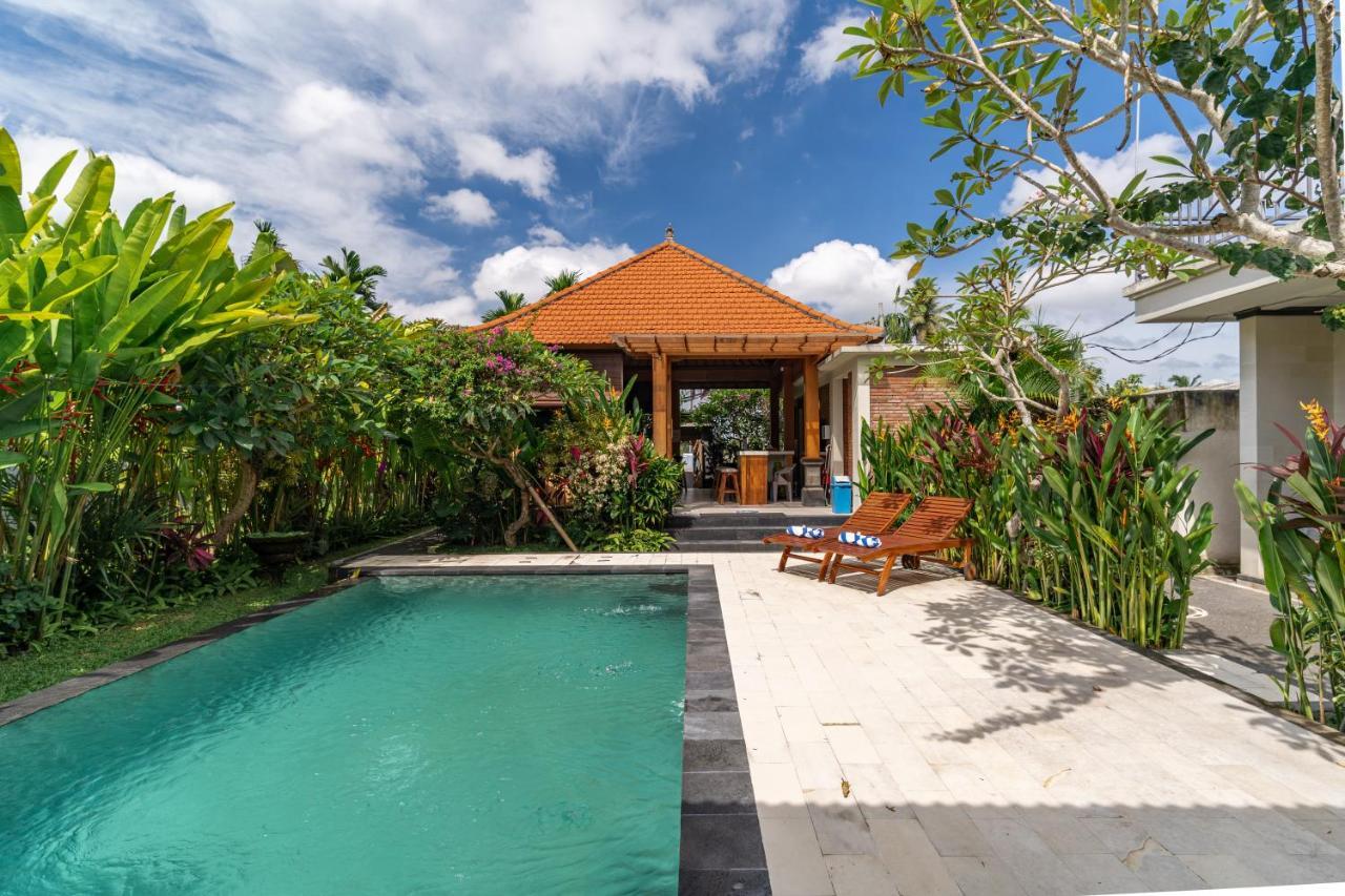 Three Beagles Villa Ubud  Luaran gambar